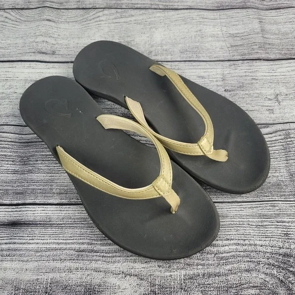 Women's Olukai Ho'opio Girls US G 5 Leather Flip Flop Sandal Gold