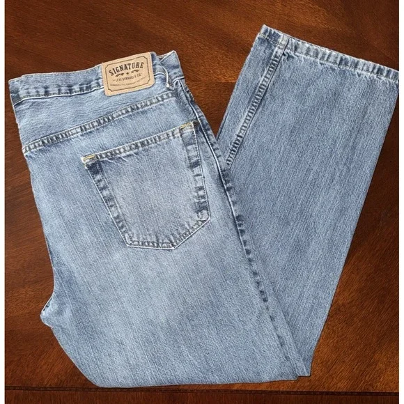 Levi Signature Jeans Mens 38x30*‎ Straight Leg Medium Wash SEE NOTES ON SIZING