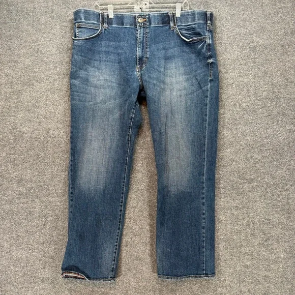 Lee Jeans Mens 42x30 Blue Extreme Motion Straight Fit Tapered Leg Stretch Denim