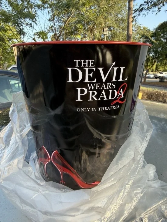The Devil Wears Prada 2 Popcorn Bucket Tin In Hand Brand New Marcus Cinema