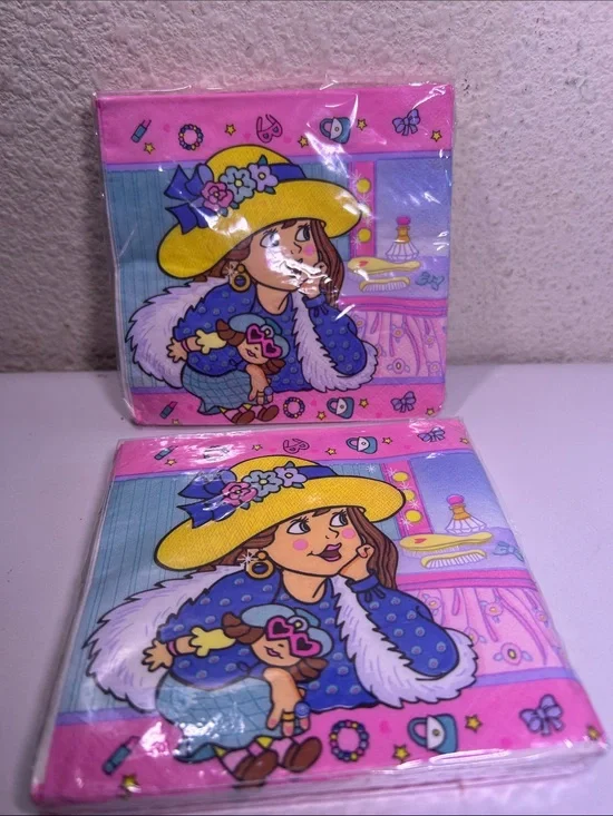 Unique Vintage  16 piece Pink & Yellow Fashion Girl Disposable Party Napkins