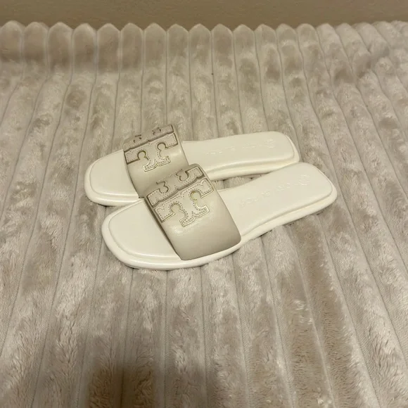 Tory Burch Double T Sport Slide Light Cream / Gold Women’s Size 8.5