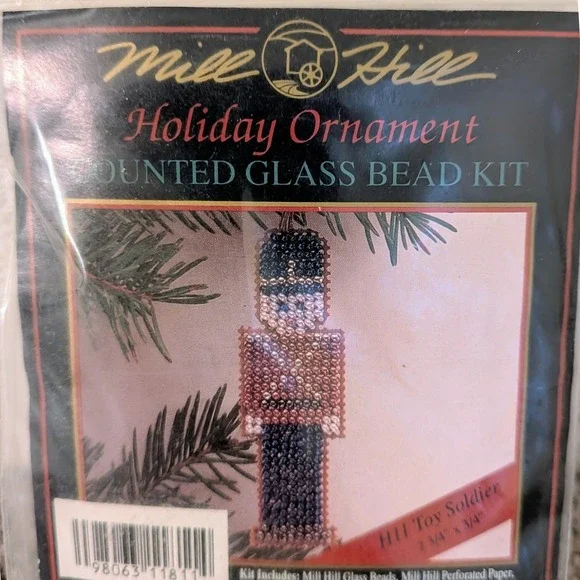 Mill Hill Toy Soldier Holiday Ornament Counted Glass‎ Bead Kit Christmas H11
