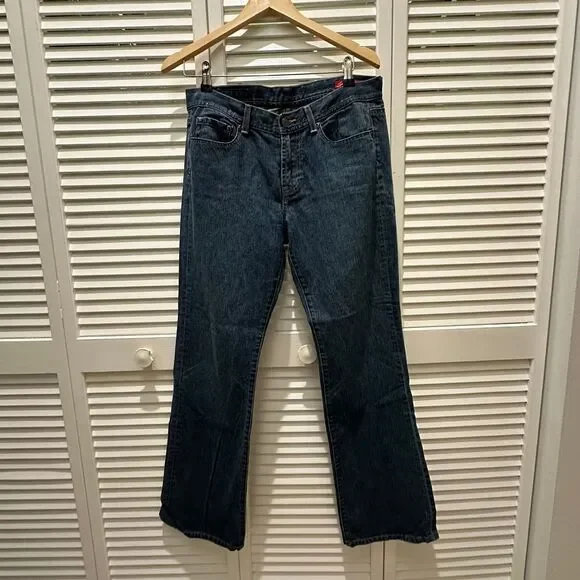 Seven For All Mankind bootcut‎ womans denim jeans in darker wash size 32