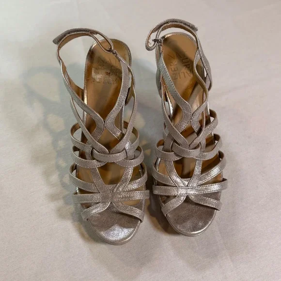 Naturalizer Sandals Womens 8M Silver Metallic Strappy Block Heel Formal Wedding‎