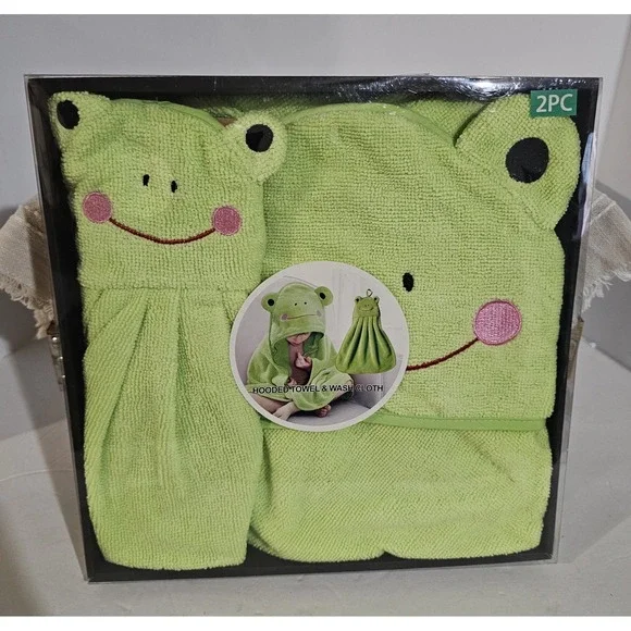 Toddler Frog Hoodie Towel And Washcloth Green