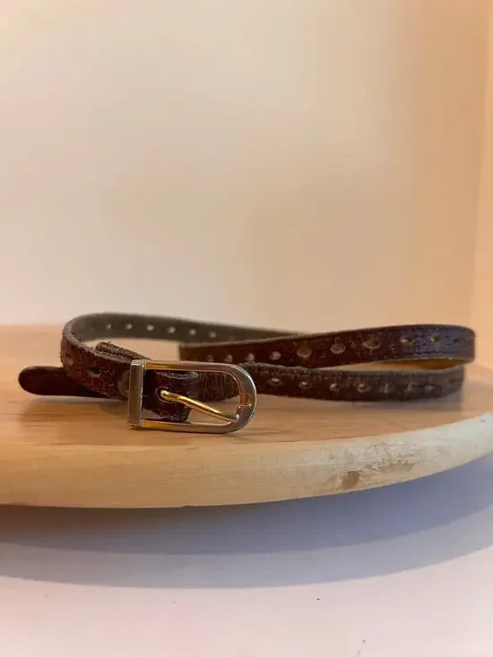 Vintage 1970s Worn in Free Size Genuine Leather Think Skinny Belt Size XS/Small