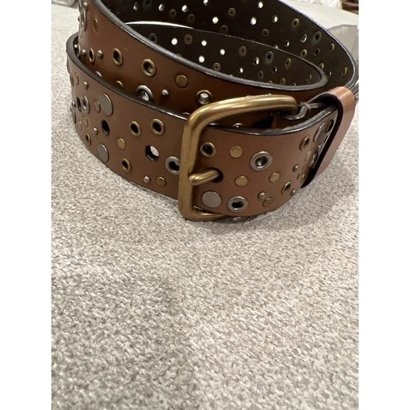 Brown STUDDED LEATHER BELT - EUC