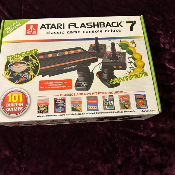 Atari Flashback 7 Classic Game Console Deluxe Edition