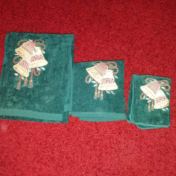 Set of 3 Green Christmas Themed Towels with Bell Applique