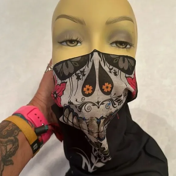Face Shield Mask Gator Head Wrap Sugar Skull Day of the Dead Halloween