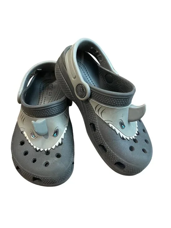 Crocs Fun Lab Classic AM Shark Clog Toddler Size 10 Black Gray Fin Waterproof