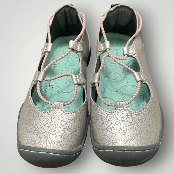 Jambu KD Ayami Mary Jane‎ Kids Size 2M Silver Floral Water Ready Bungee Flats