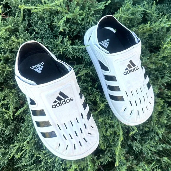 Adidas Closed Toe Kids Toddler Boy Water Sandals Size 11 Cloud White And Black