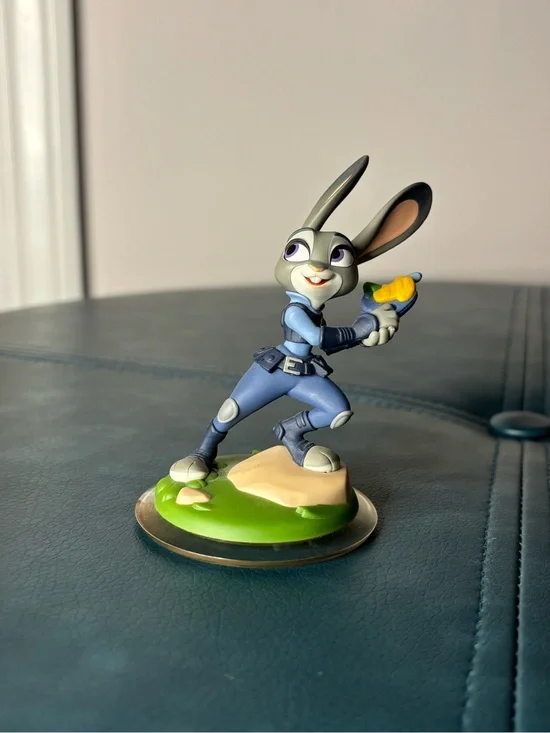 Judy Hopps Zootopia Disney Infinity Figurine - Gray & Blue