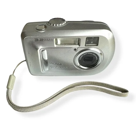 Kodak EasyShare CX7300 3.2 MP Digital Camera - Silver,‎ For parts - Untested
