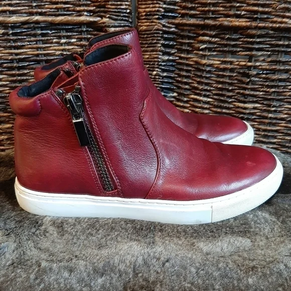 Kenneth Cole Women's Shoes Kiera Leather High Top Sneakers Red Burgundy Maroon 6