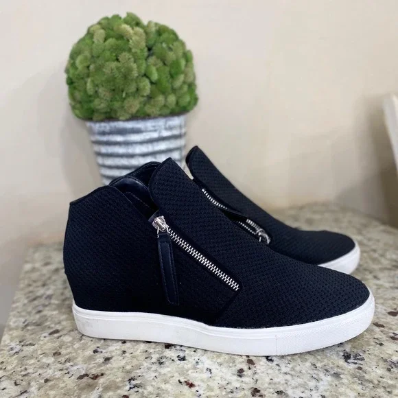 Steve Madden Black‎ Knit Hidden Wedge High Top Sneakers Side Zip Womens