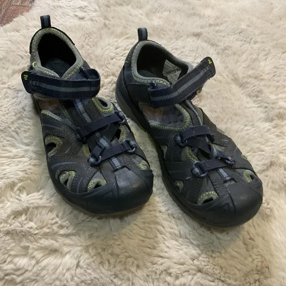 Merrell Hydro Kids Size 4 Navy Blue MY53375 Waterproof‎ Hiking Sandals