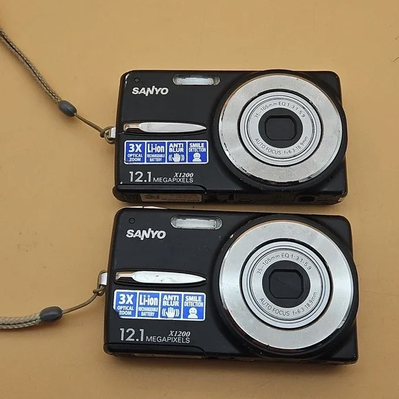 Lot Of 2 Sanyo Digital Camera VPC X1200 BLACK 12.1 MP Untested As Is For Parts