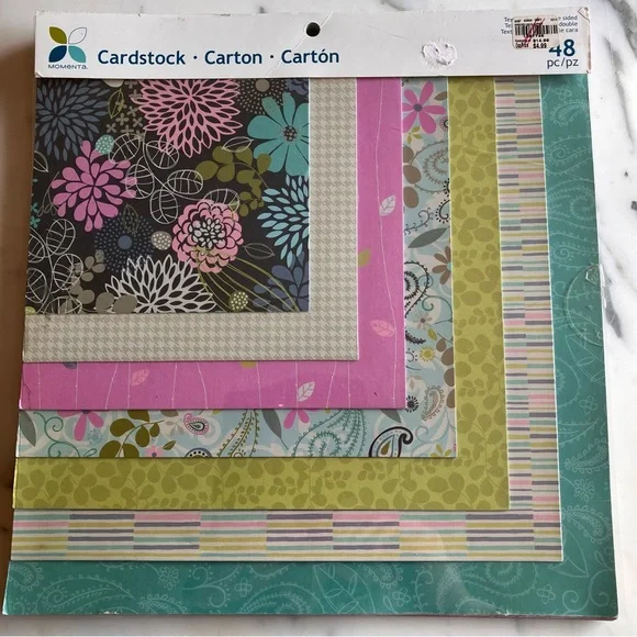 48 Pgs‎ Momenta Cardstock Pack w/ Floral Designs including stickers & adhesives