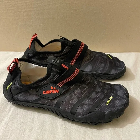 UBFEN Kids Size 32 Barefoot Water Shoes‎ Black Camo Quick Dry Aqua Shoes NEW