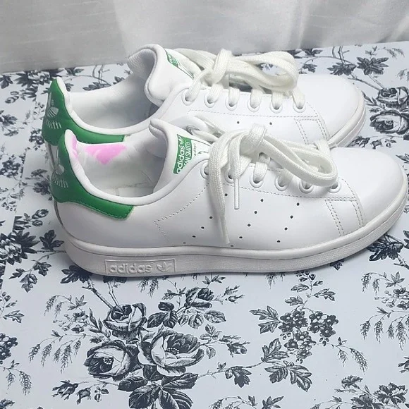 Adidas‎ Kids' Stan Smith White and Green Sneakers Size 6