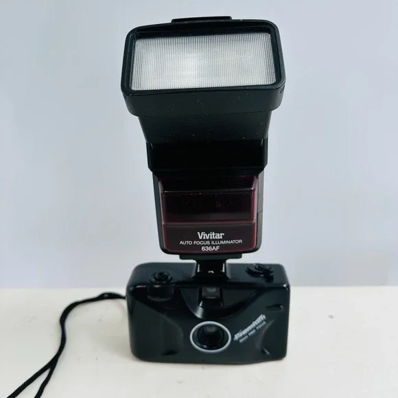 Premium 35mm Point Shoot Digital Camera + Vivitar 636AF‎ AF Flash Unit Filter