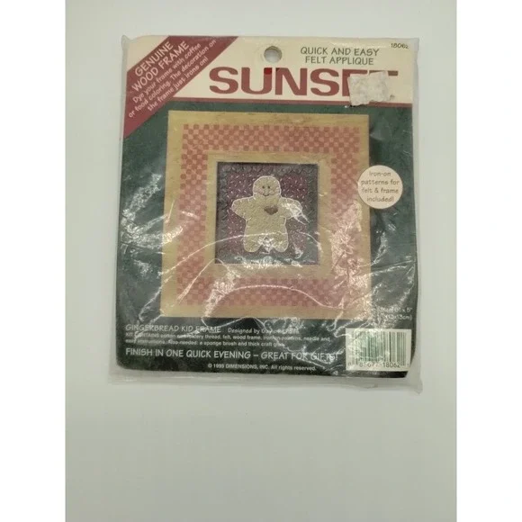 Sunset Gingerbread Kid Frame Felt Applique Picture Kit Christmas