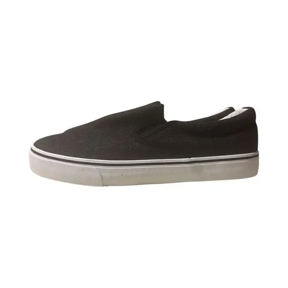 Women’s slip on sneaker.​​