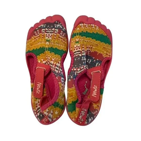 Newtz Shoes Girls Size 11/12 Multicolor Five Toe Water Aqua Beach Pool Barefoot