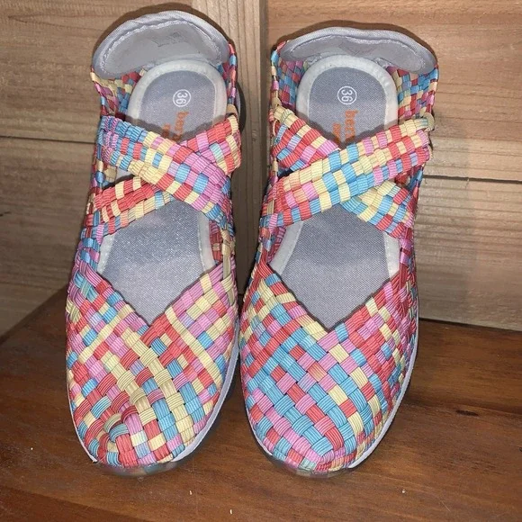 Bernie Mev NY Gummies Fly Women Candy Camo Slip On Comfort Fitness Shoes 36 New