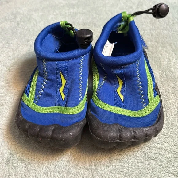 Norty waters shoe size 7