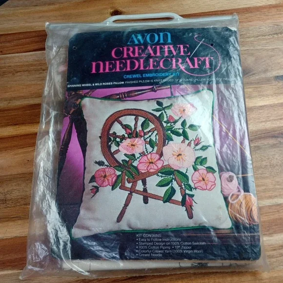 Avon Spinning Wheel Wild Roses‎ Pillow Crewel Embroidery Creative Needlecraft