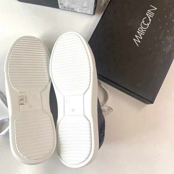 (LGSF) Marc Cain Article Sneaker Black Snake Skin, Size 9, New in Box