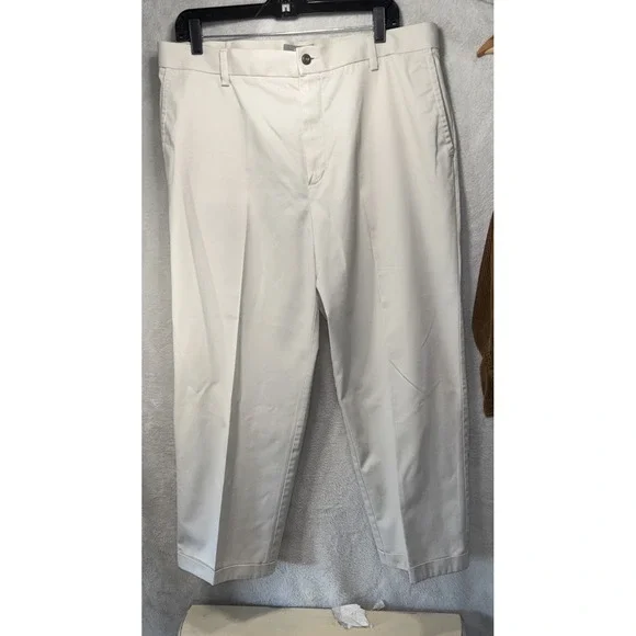 Dockers Khaki Pants Mens Beige Classic Fit Pleated Cotton Flex 34x26