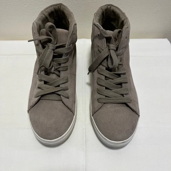 Blondo Waterproof Sporty Mid-Top Lace Up Sneakers, Green Suede, Sz 8, Women’s
