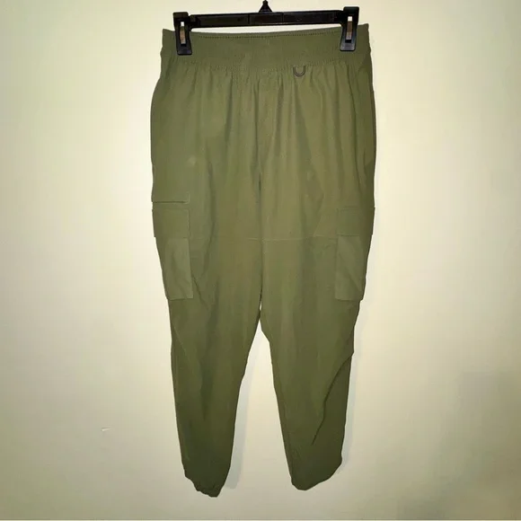 All in Motion Men's Cargo Jogger Pants in Olive Green