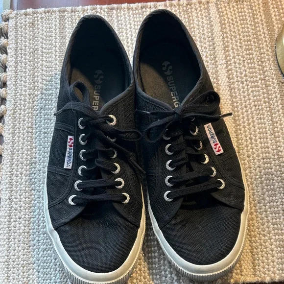 Superga Women’s Black Sneakers Size 8