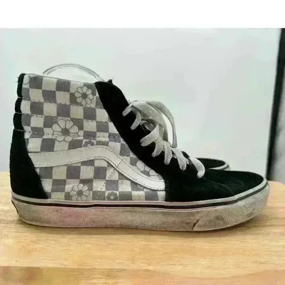 Vans High Top Lace-Up Sneakers - Purple & White Floral‎ Checkered - W 9.5 M 8