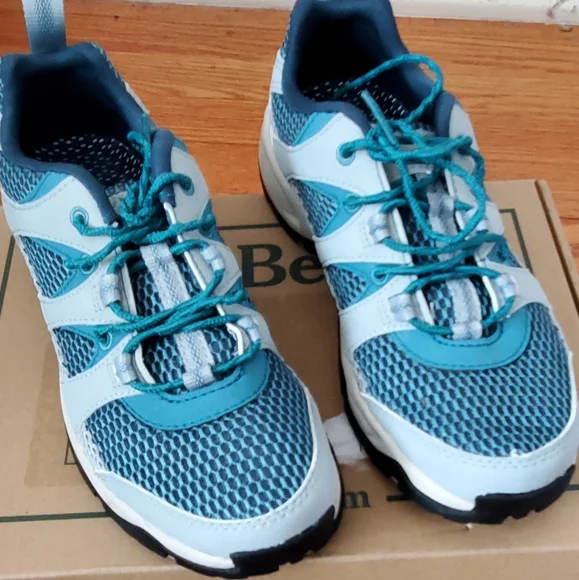 NIB L.L. Bean Rocky Coast II Multi Sport Mesh Lightweight Blue Sneakers Size 6