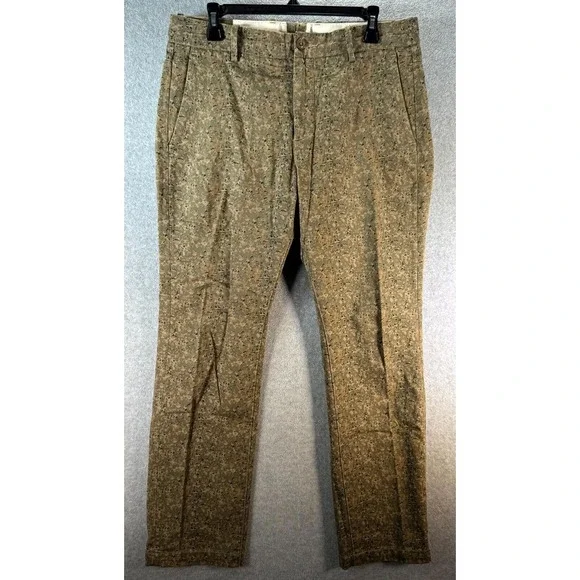 Levi's Chino Pants Men's 32 x 30‎ Multicolor Spivey Camo Beet Slim Straight Fit