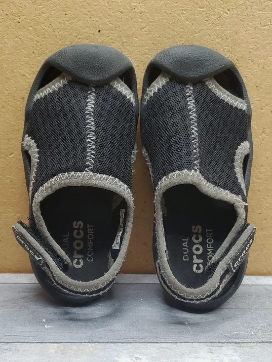 Crocs Kids’ Swiftwater™ Sandal  204024  Size C 8