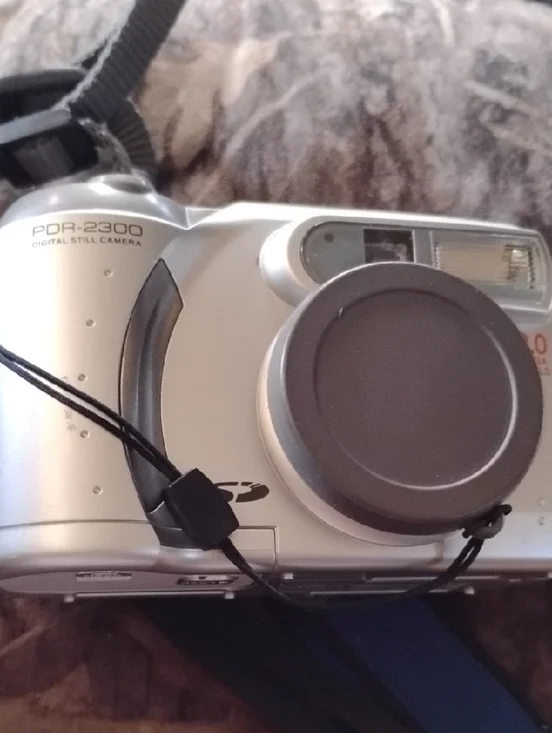 Silver Toshiba PDR-2300 Digital Still Camera - Silver