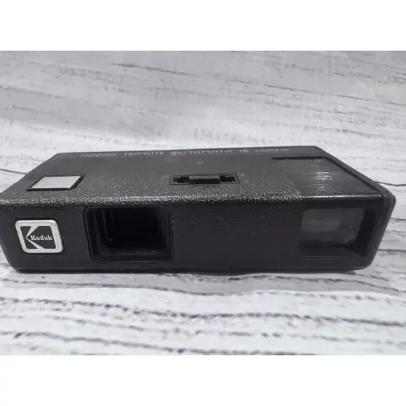 Vintage Kodak Trimlite Instamatic 18 Camera