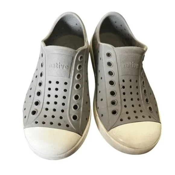 Native Shoes Little Kids Gray Slip On Shoes Size C 9