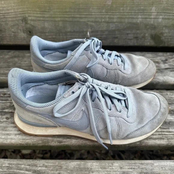 Nike Internationalist Women Glacier Grey Blue Suede Sneakers 872922-003 Size 8.5