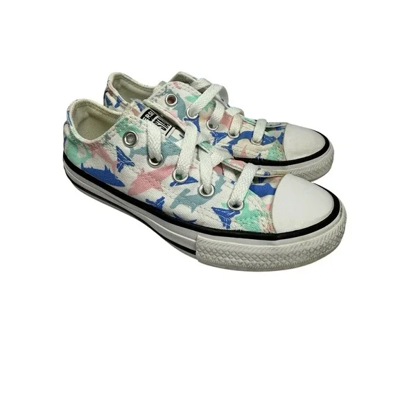 Converse All Star Low Top Shoes Shark Theme Size 11 Girls