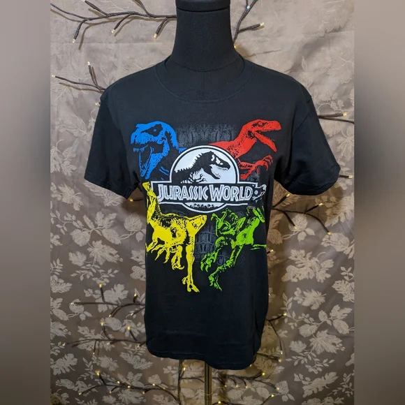 Kohl's Jurassic World 100% Cotton T-Shirt, Size M, NWT!