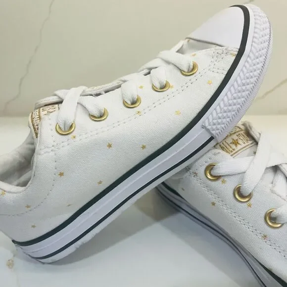 Converse White and Gold Star Sneakers with Classic Low-Top Design